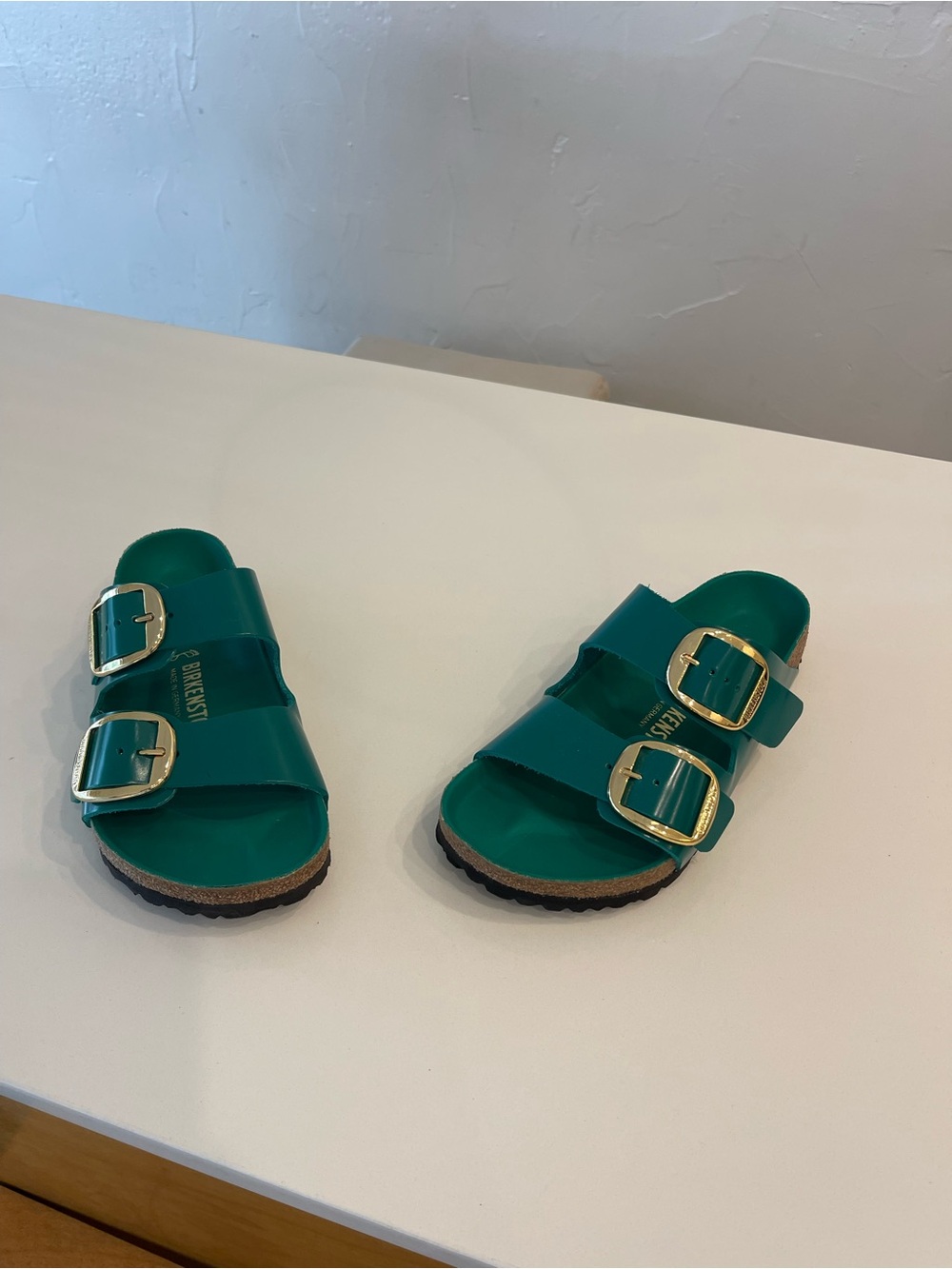 Birkenstocks green Arizona sandal with big gold buckle Size 38 - Picture 4 of 11
